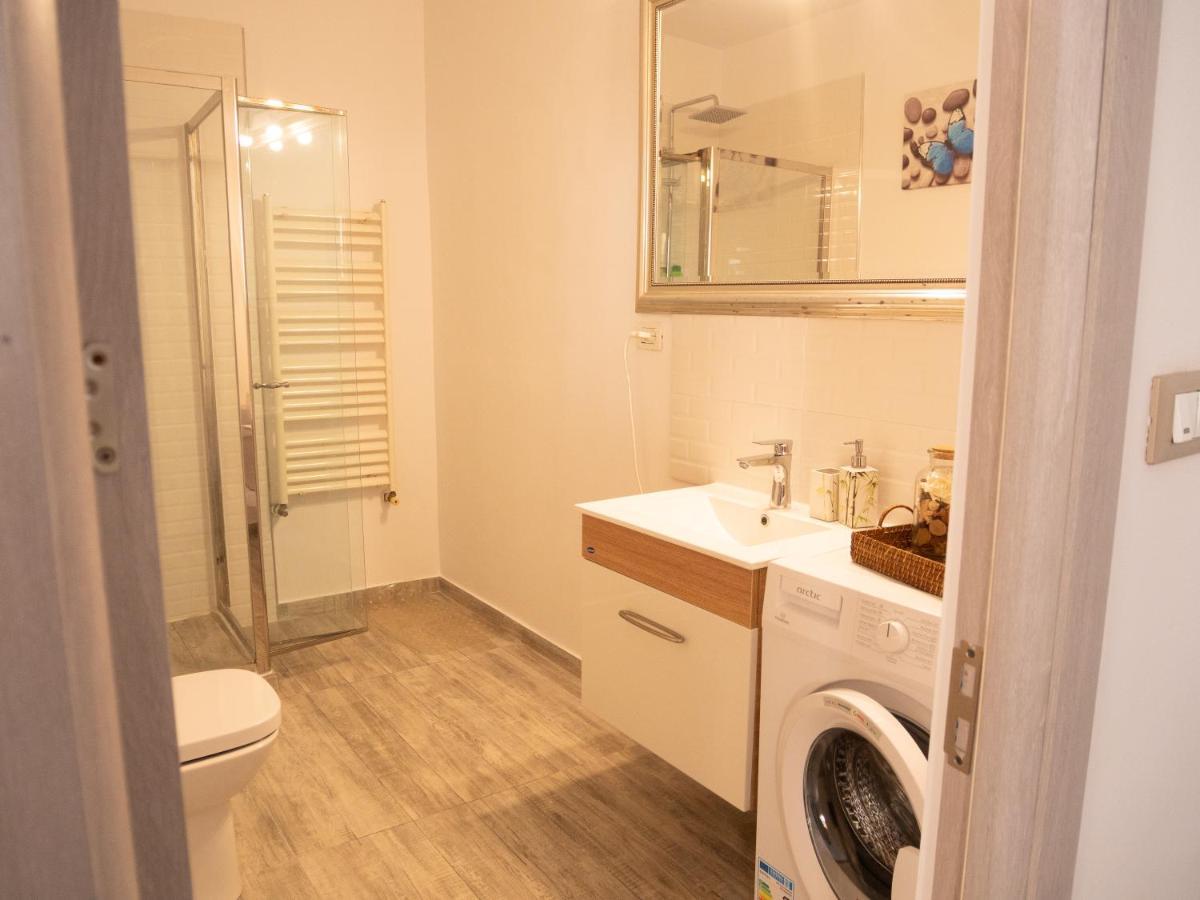 One Love Terrace Apartment بوخارست المظهر الخارجي الصورة